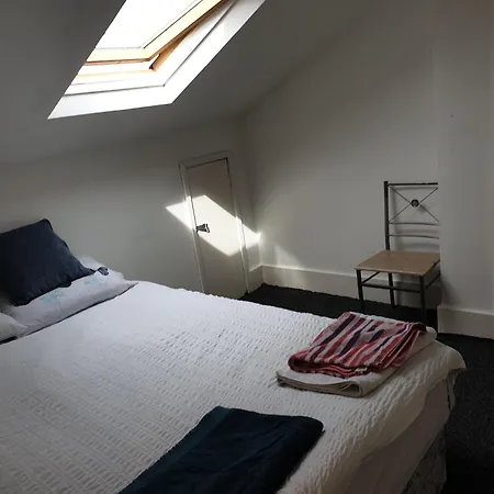 Townsend Studio/Rooms-3